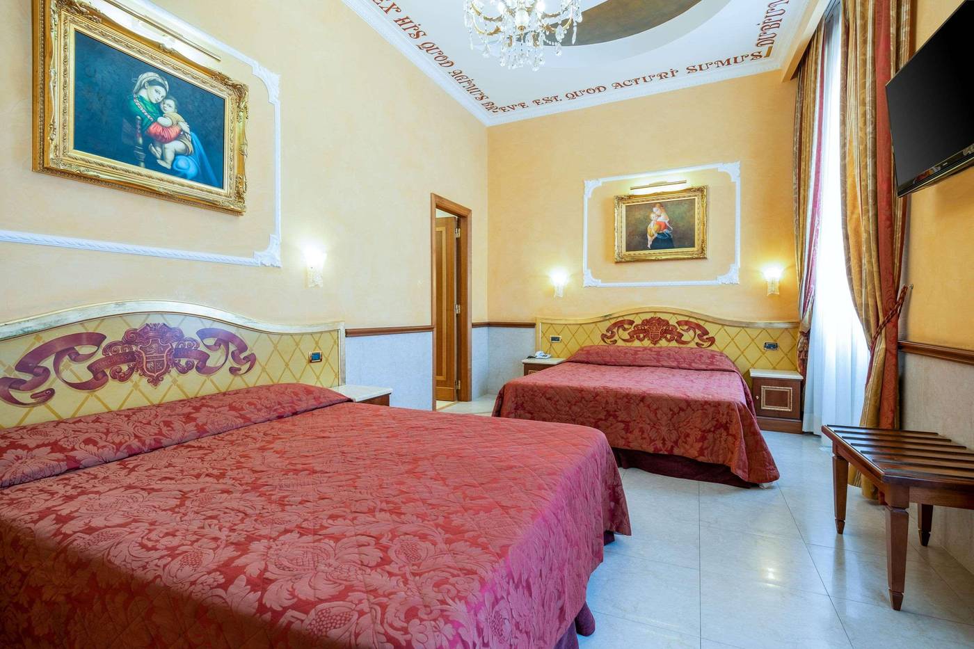 Clarion-Collection-Hotel-Principessa-Isabella-Room-20