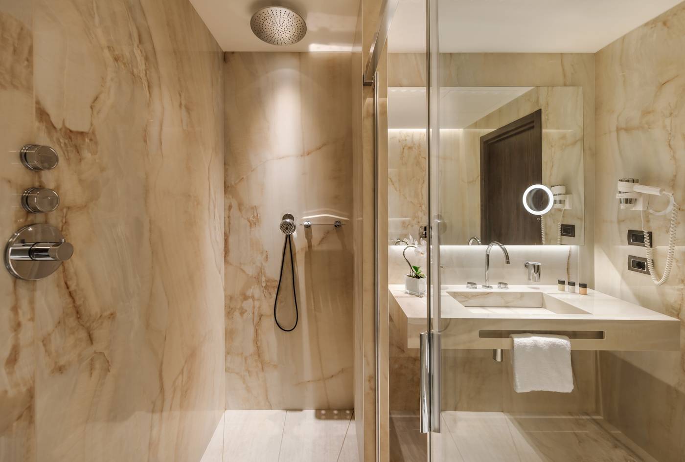 Dei-Cavalieri-Milano-Duomo-Room-31