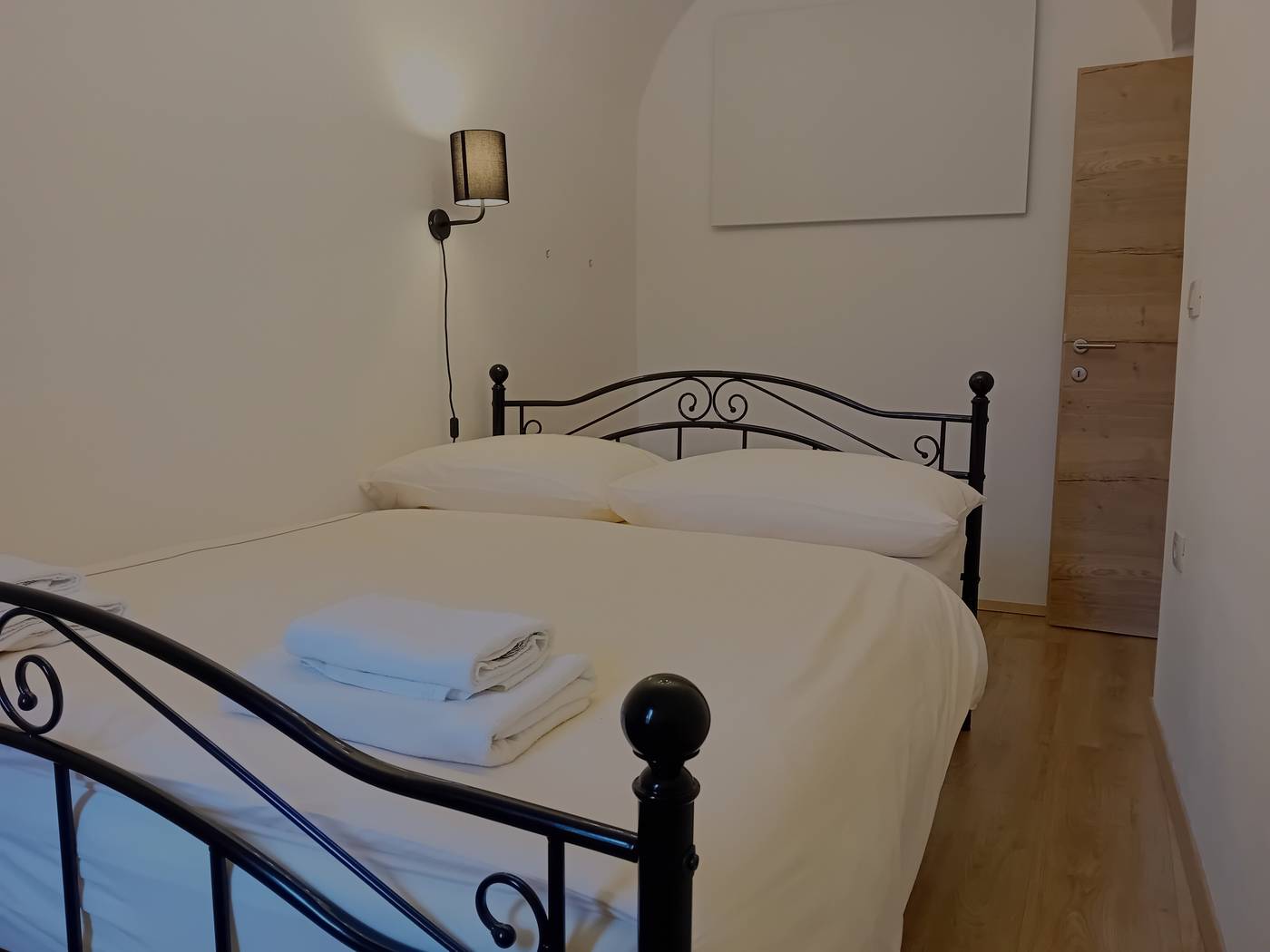Vila Radolca apartments & rooms-Slovenia-Radovljica-Room-10