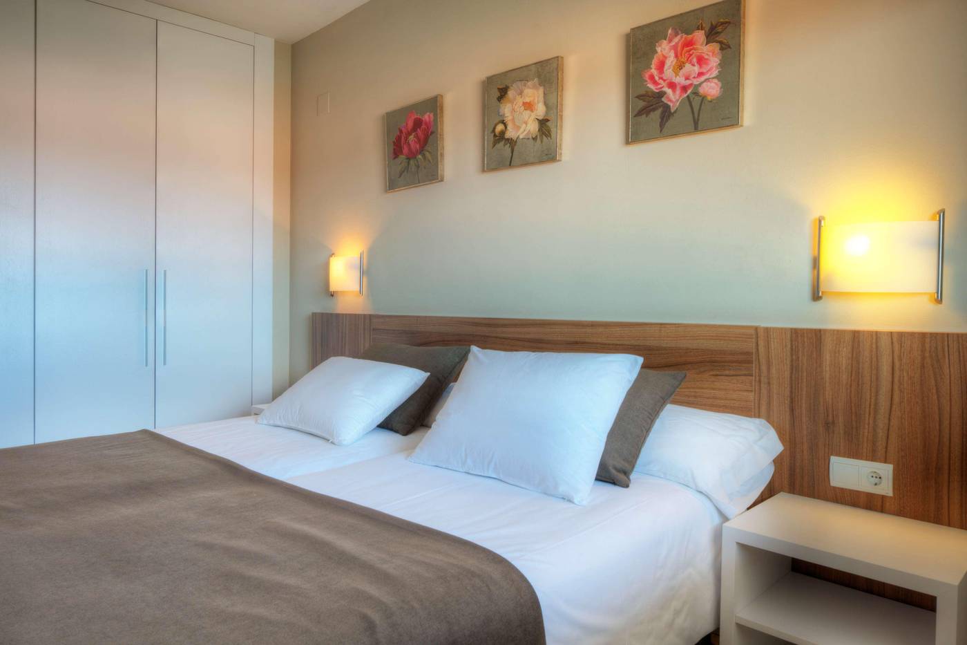 Sunway-Playa-Golf-Sitges-Room-45