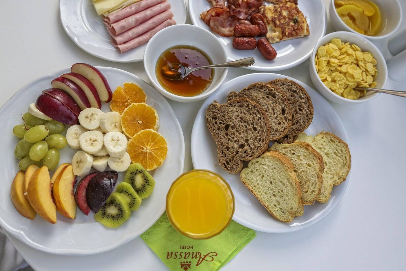 Anassa-Restaurant-46