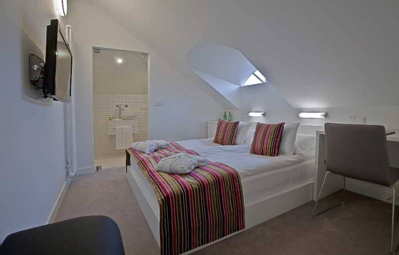 Platinum Residence Boutique Hotel-Poland-POZNAN-Room-10