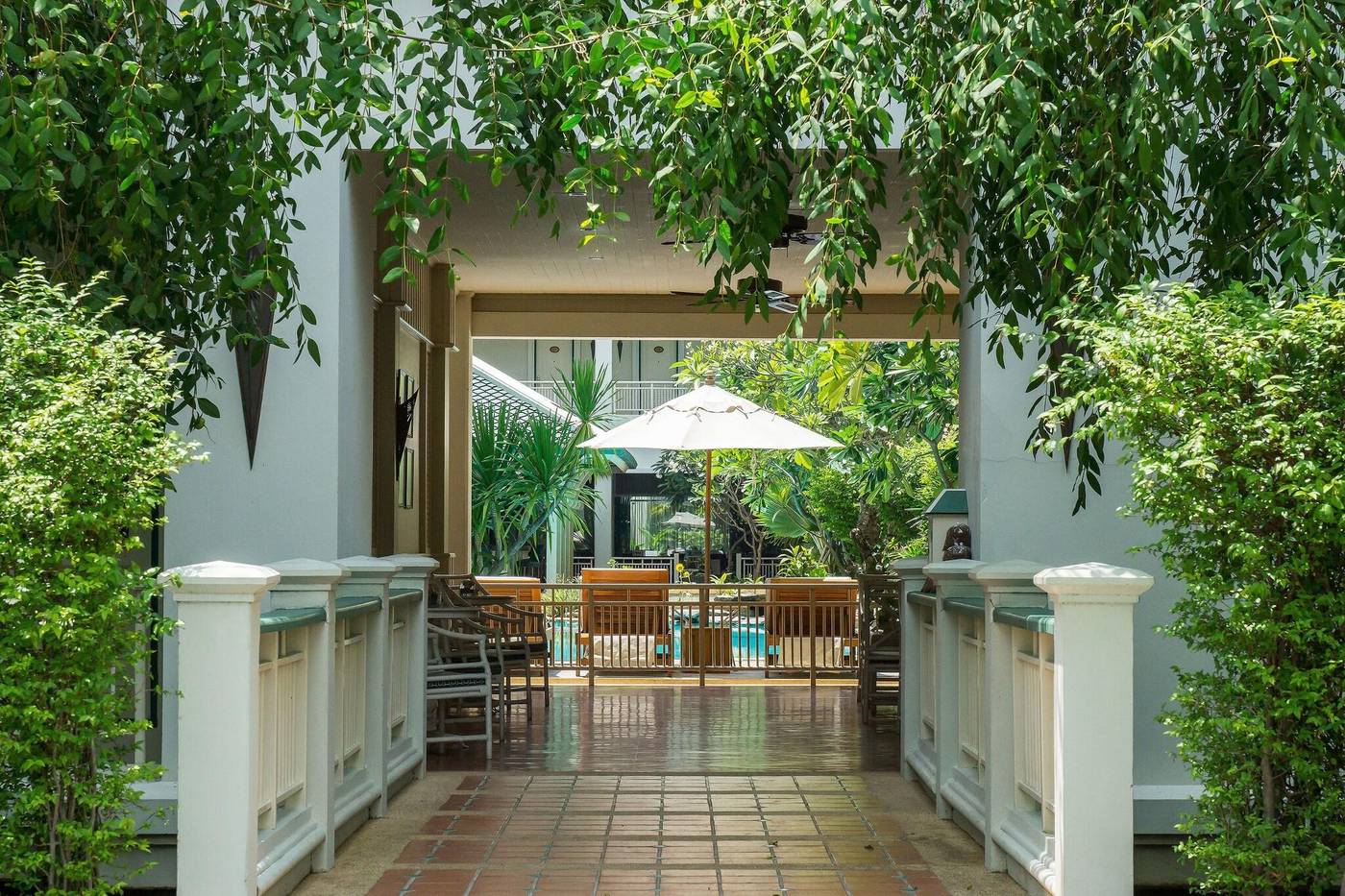 Kalanan-Riverside-Resort-Lobby-50