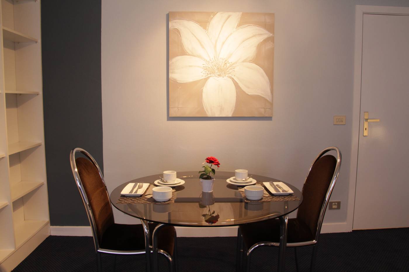 First-Euroflat-Hotel-Room-54