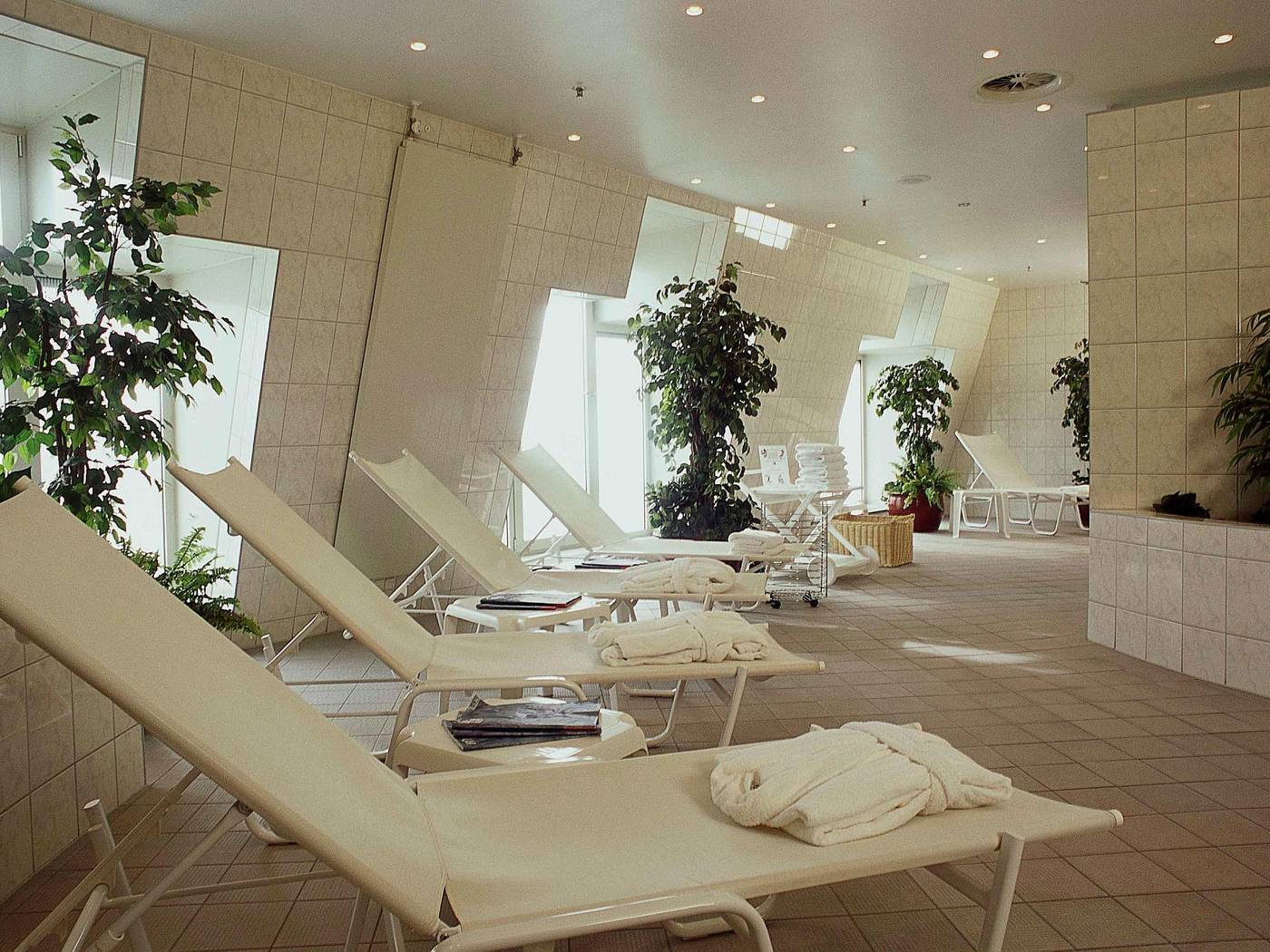 Mercure-Hotel-Berlin-Tempelhof-Sports-and-Entertainment-39