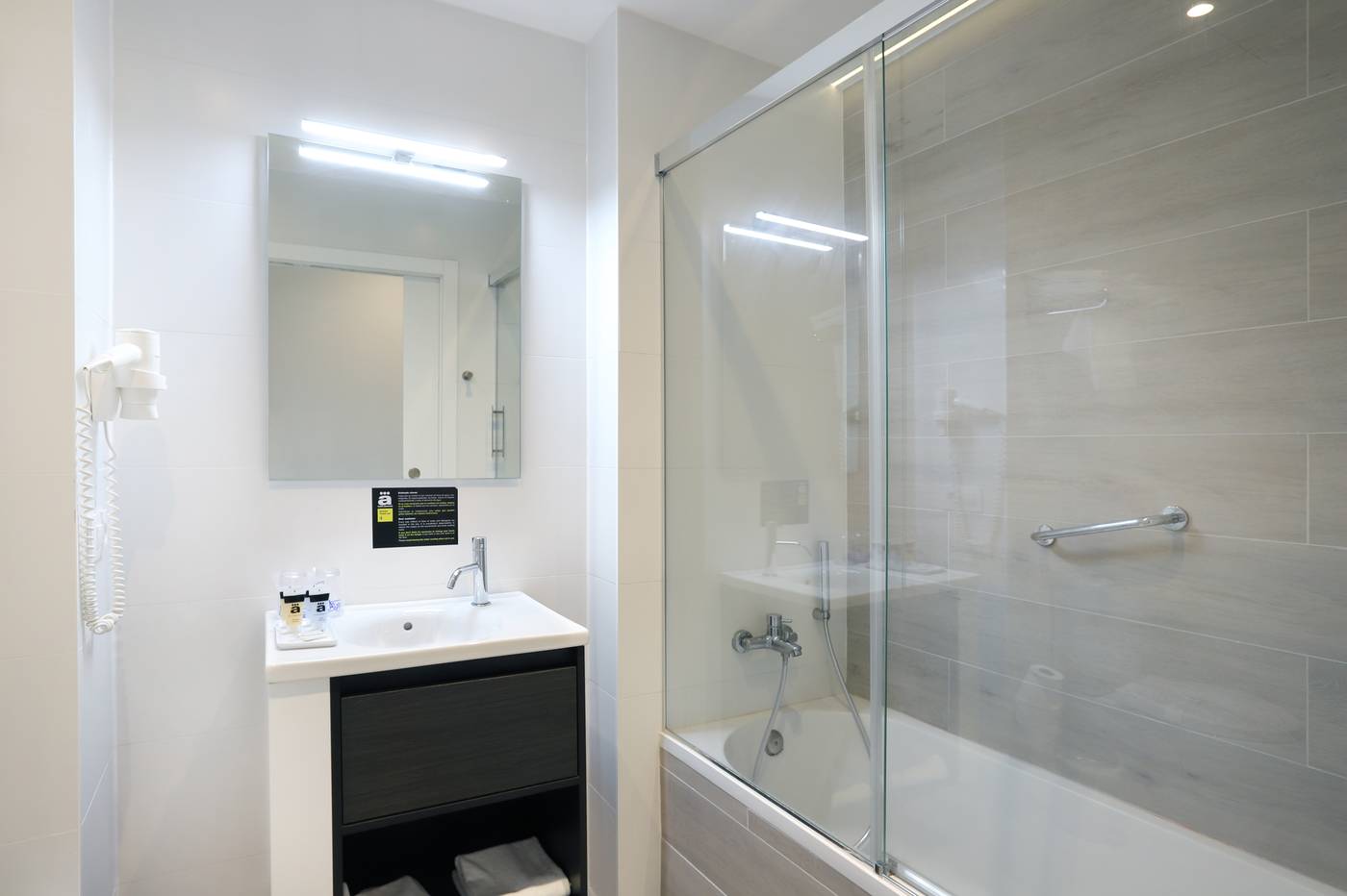 Alameda-Hotel-Room-20