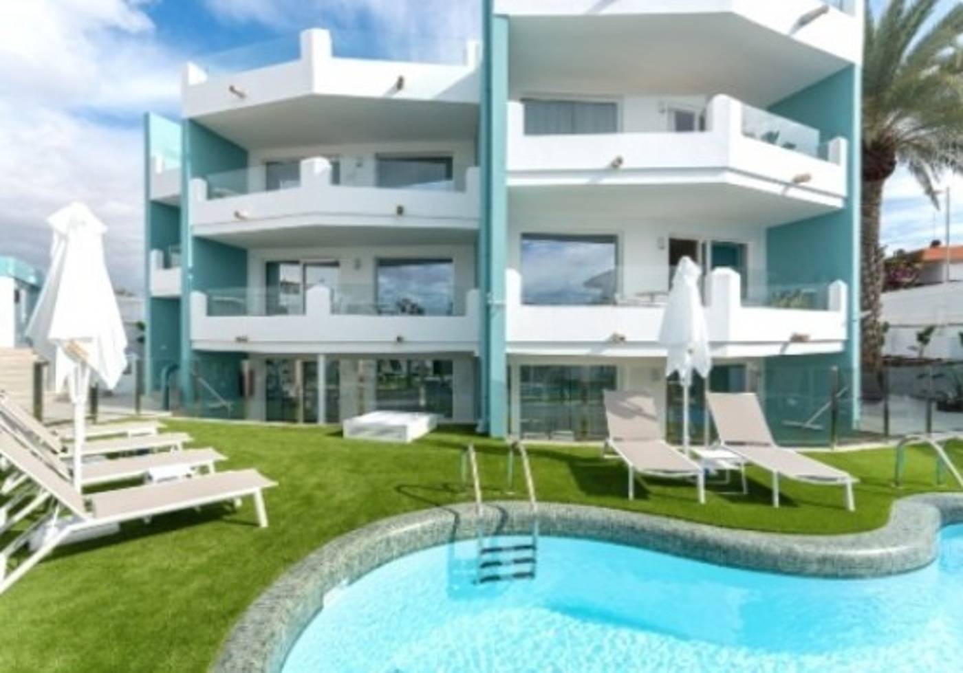 22.07.25 Los Caribes2