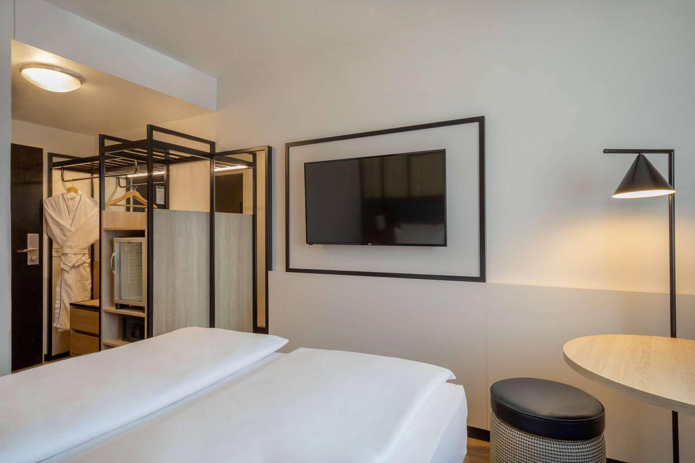 Hotel-Munchen-City-Center-affiliated-by-Melia-Room-46