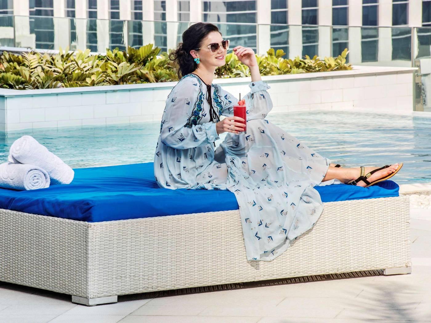 Sofitel-Dubai-Downtown-Pool-90