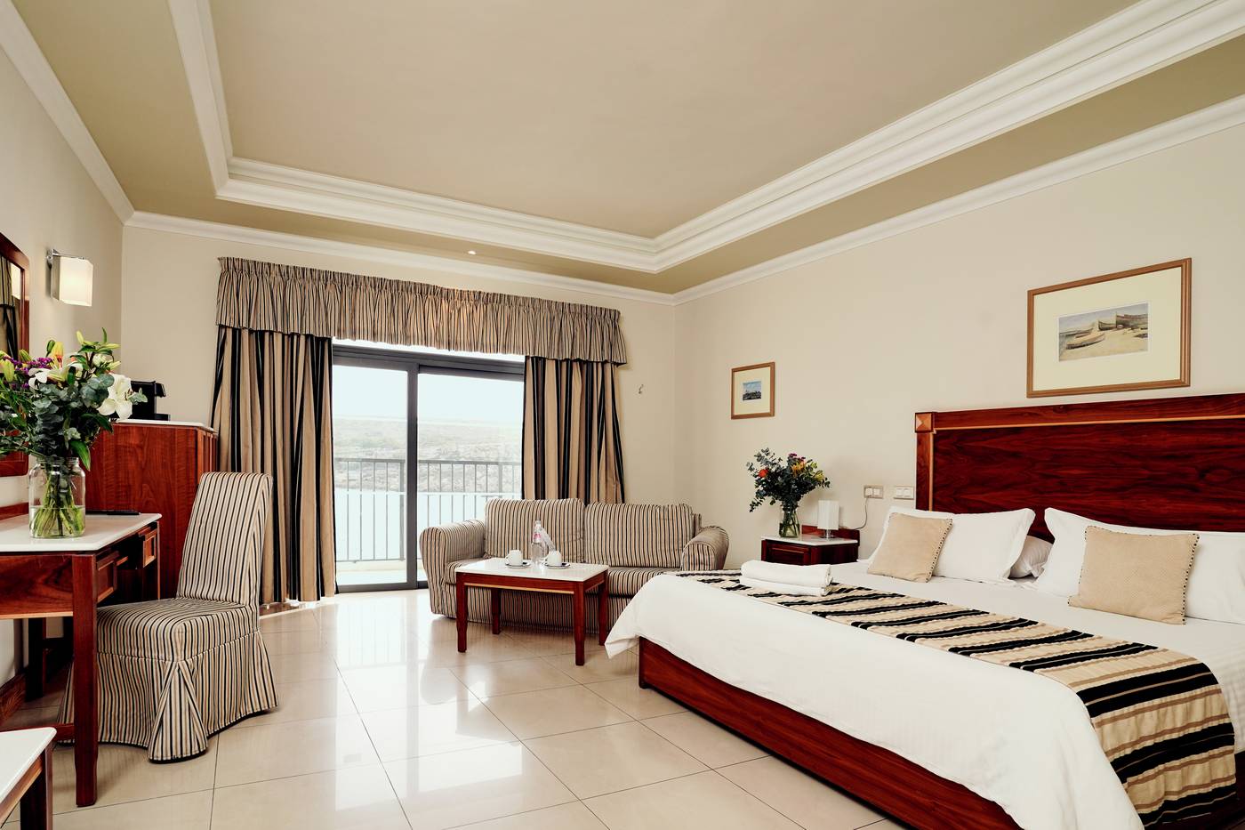 Paradise-Bay-Resort-Hotel-Room-25