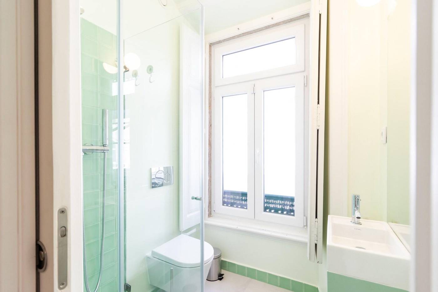 1898-Home---Suites-Room-39