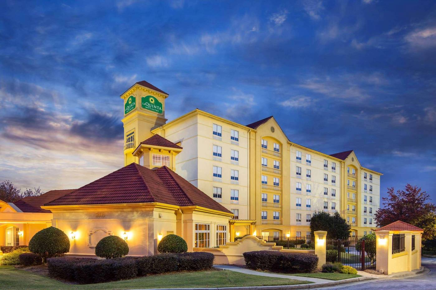 La Quinta Inn & Suites Atlanta Ballpark Galleria-United States-ATLANTA-General view-5