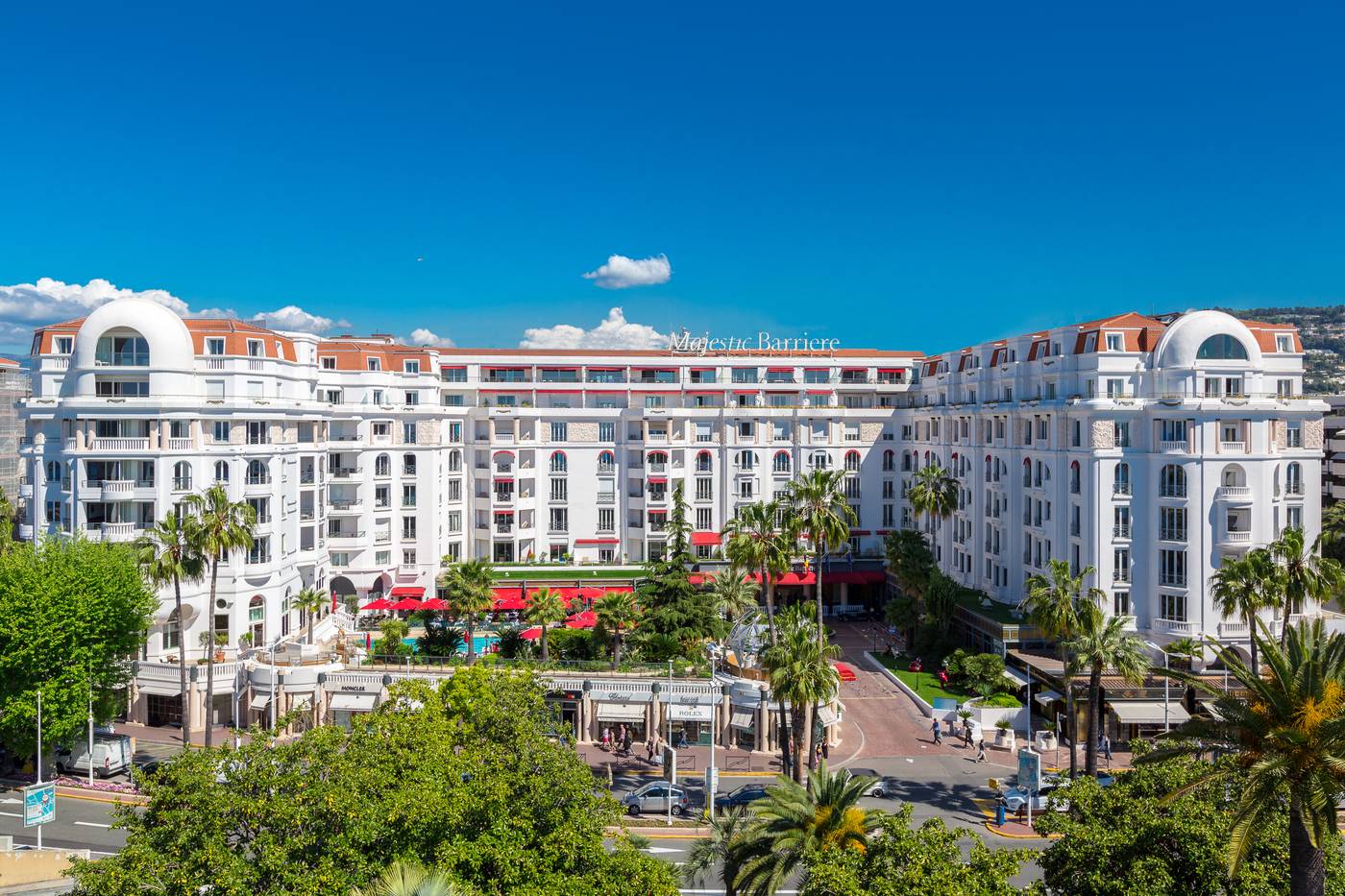H----tel-Barri----re-Le-Majestic-Cannes-General-view-2