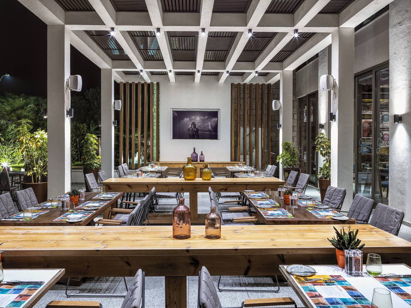 Olympic-Lagoon-Resort-Restaurant-67