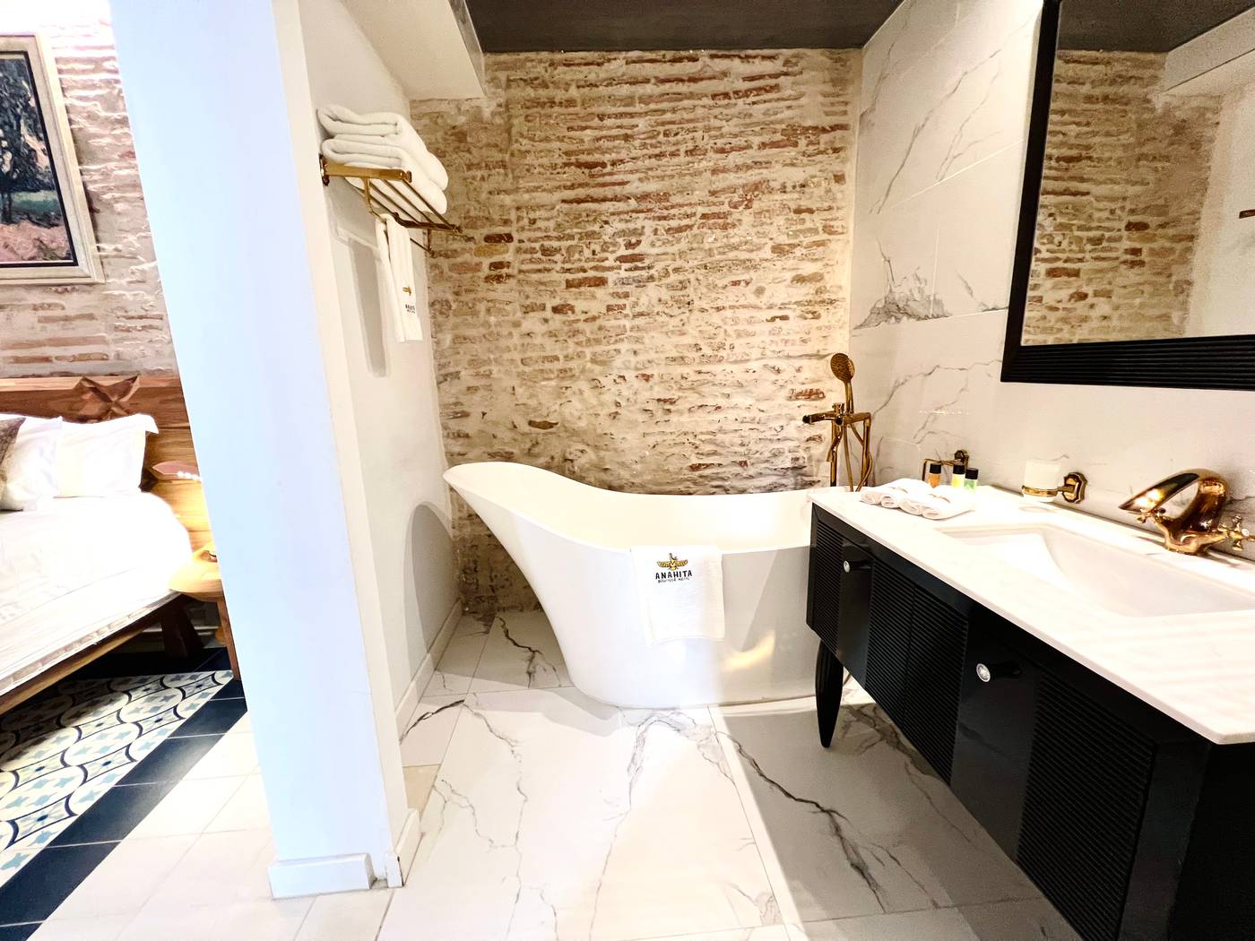 Anahita-Boutique-Hotel-Room-18