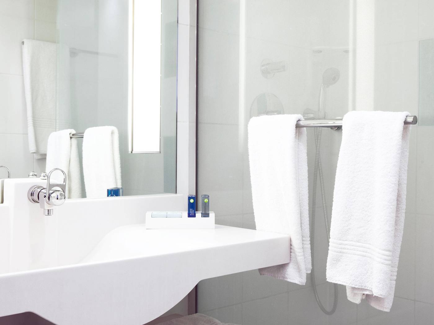 Novotel-Marne-La-Vallee-Noisy-Room-47