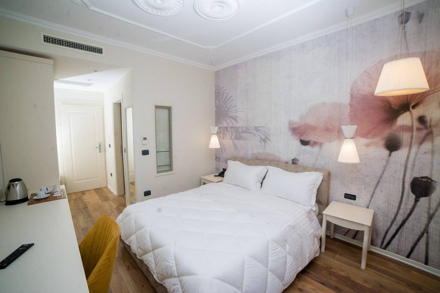 Regina City Hotel-Albania-Vlorë-Room-4