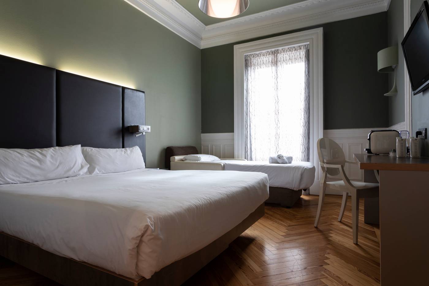 Petit-Palace-Lealtad-Plaza-Room-22