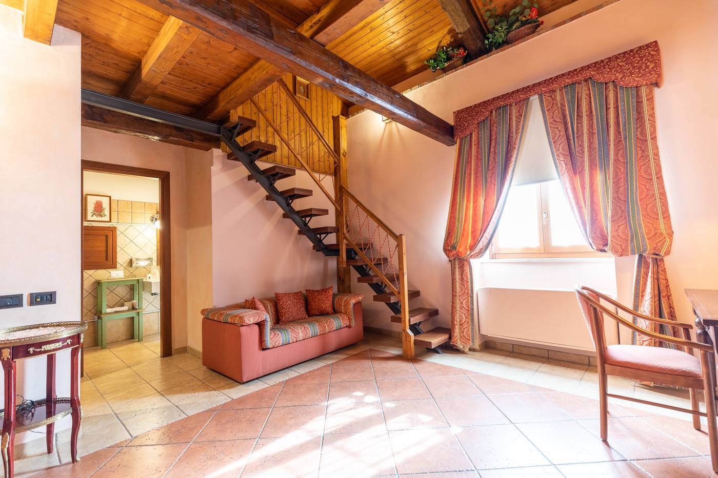 Relais-Abbazia-Santa-Anastasia-Room-18