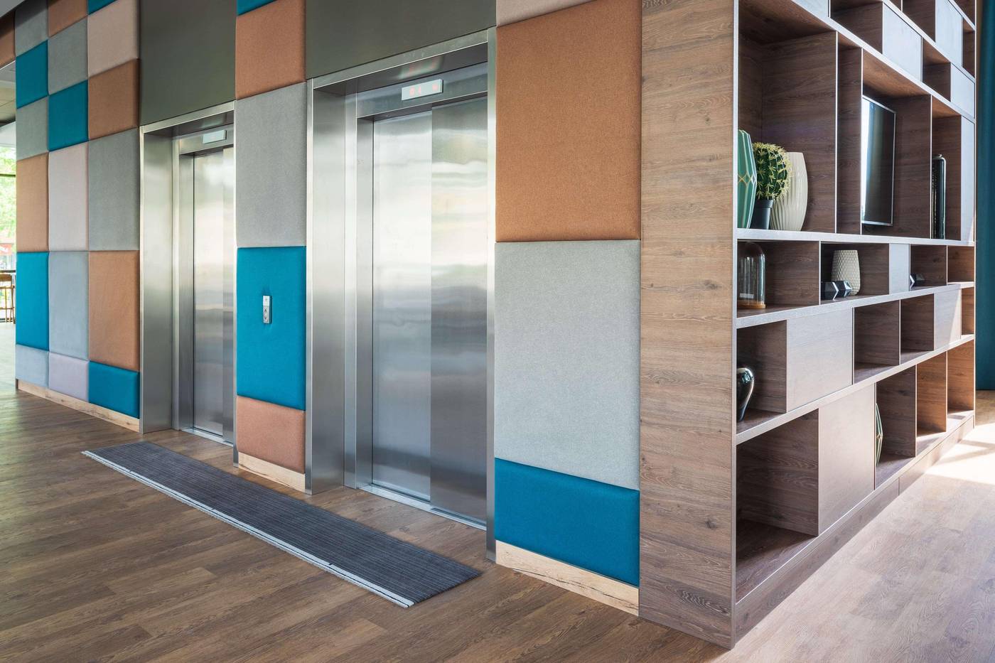 Hampton by Hilton Warsaw Mokotow - Poland - Warsaw - Lobby - 3