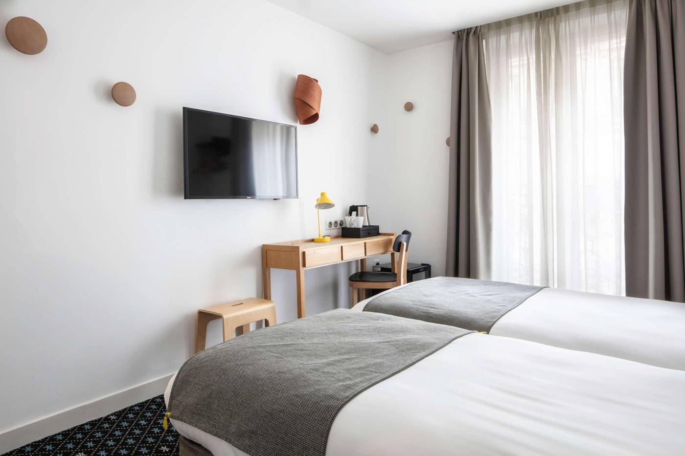 Palm-Astotel-Room-28