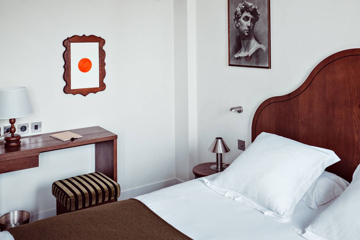 Academies-et-des-Arts-Room-3