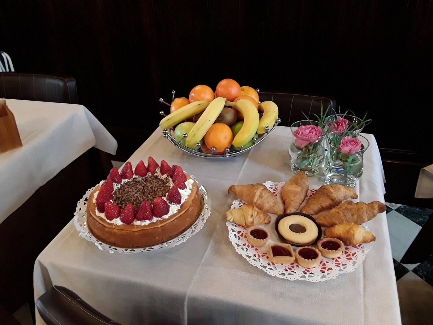 Pensione-Accademia---Villa-Maravege-Restaurant-25