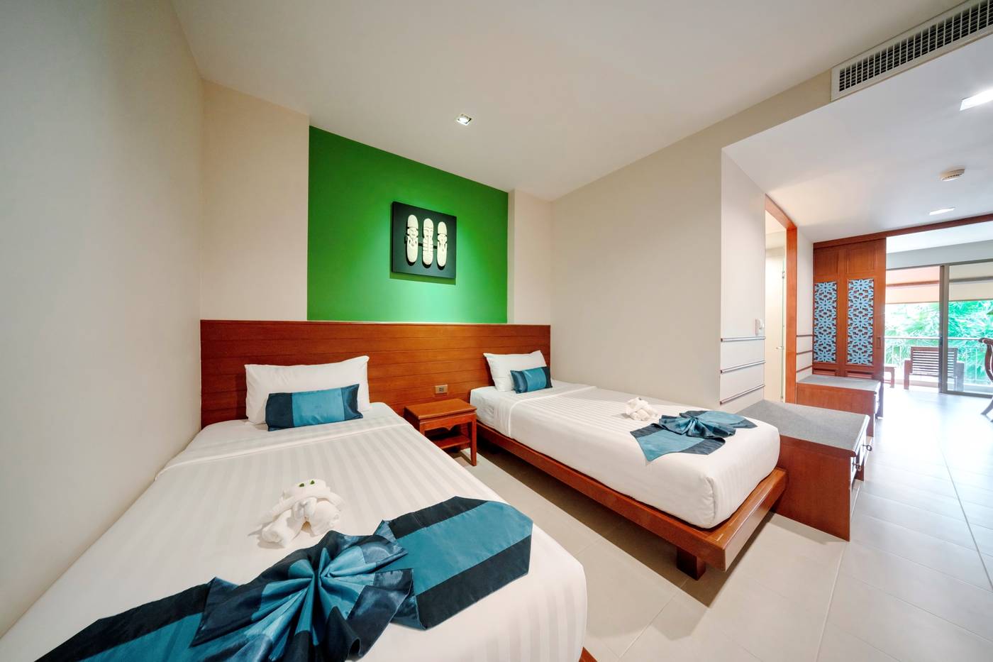 Rawai-Palm-Beach-Resort-Room-22
