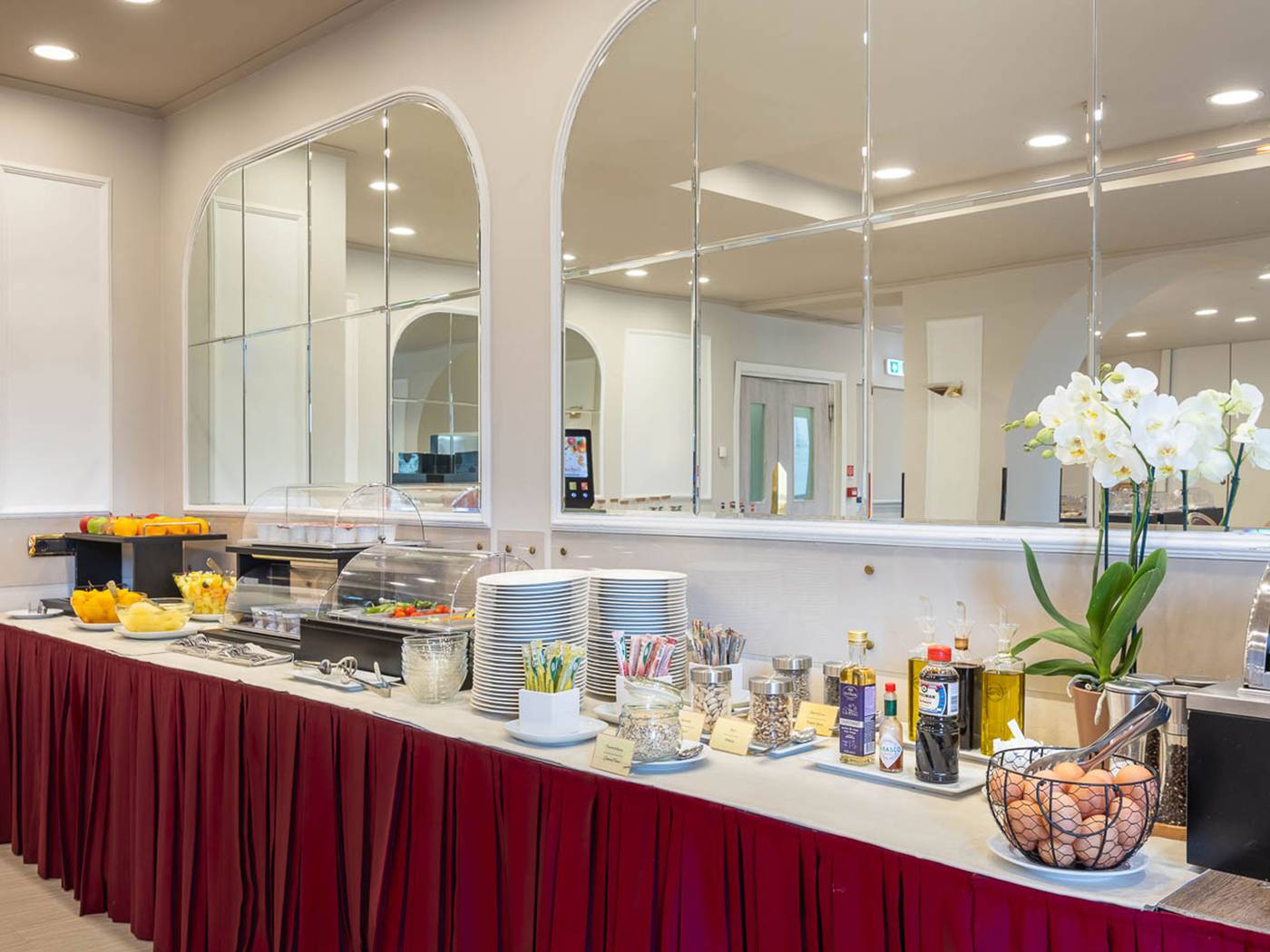 iH-Hotels-Milano-Ambasciatori-Restaurant-55