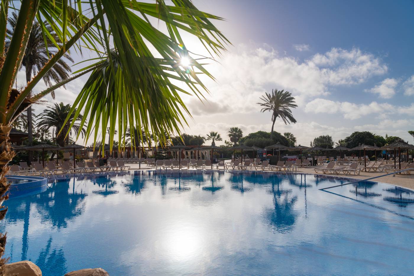 Elba-Carlota-Beach-Hotel-Pool-5