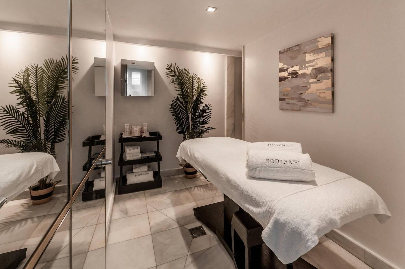 Hospes-Puerta-de-Alcala-Sports-and-Entertainment-64