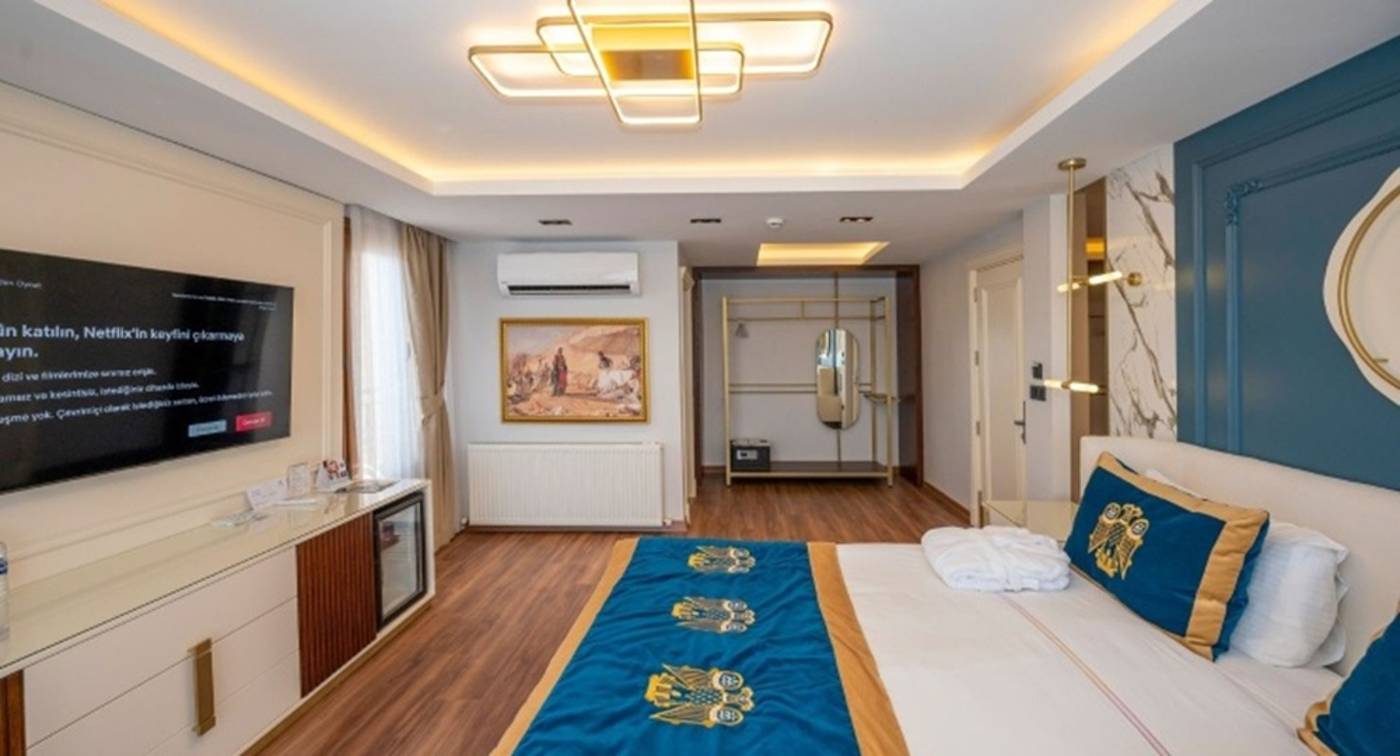 The-Byzantium-Hotel---Suites-Room-42