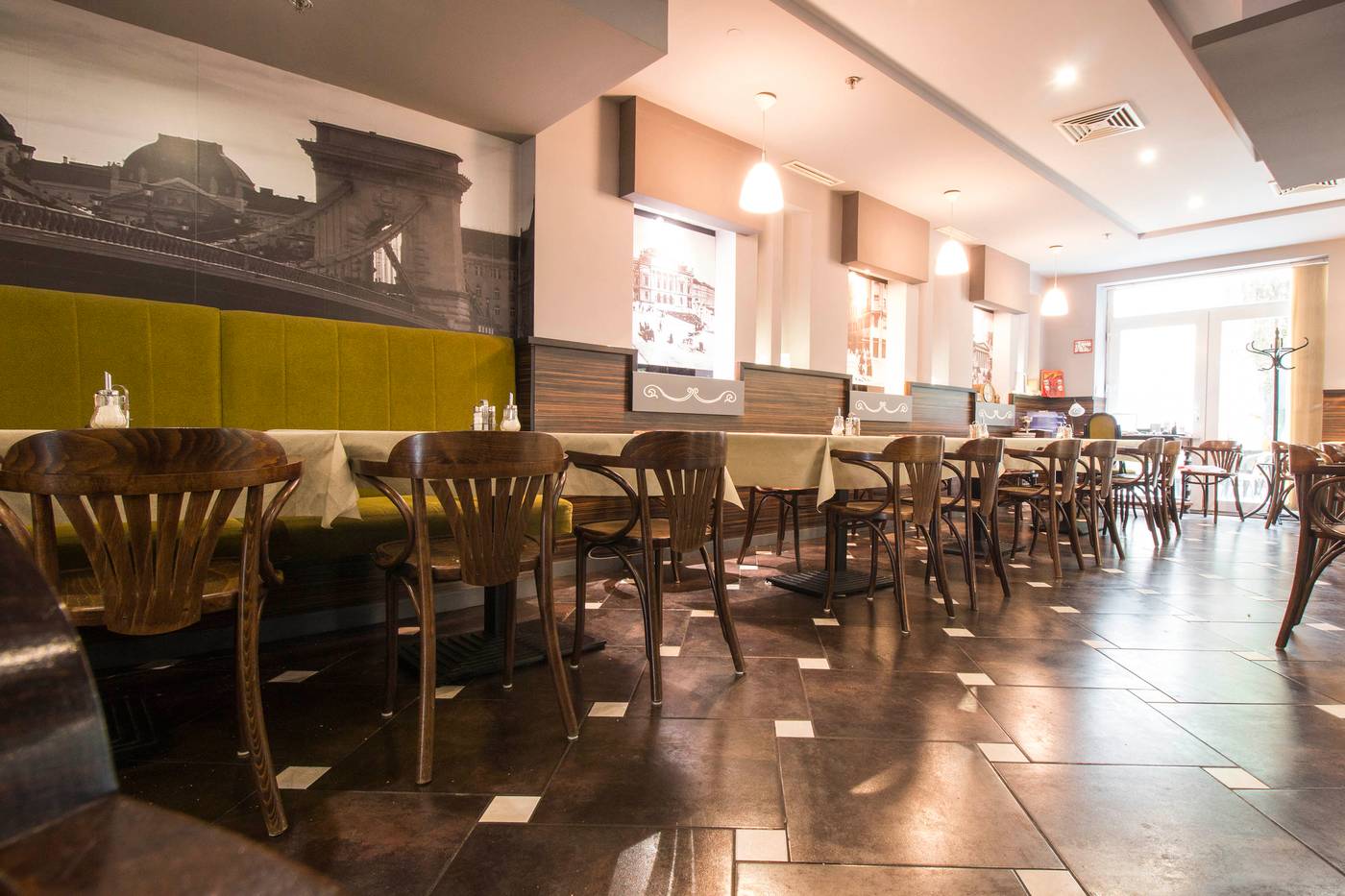 Green-Hotel-Budapest-Restaurant-8