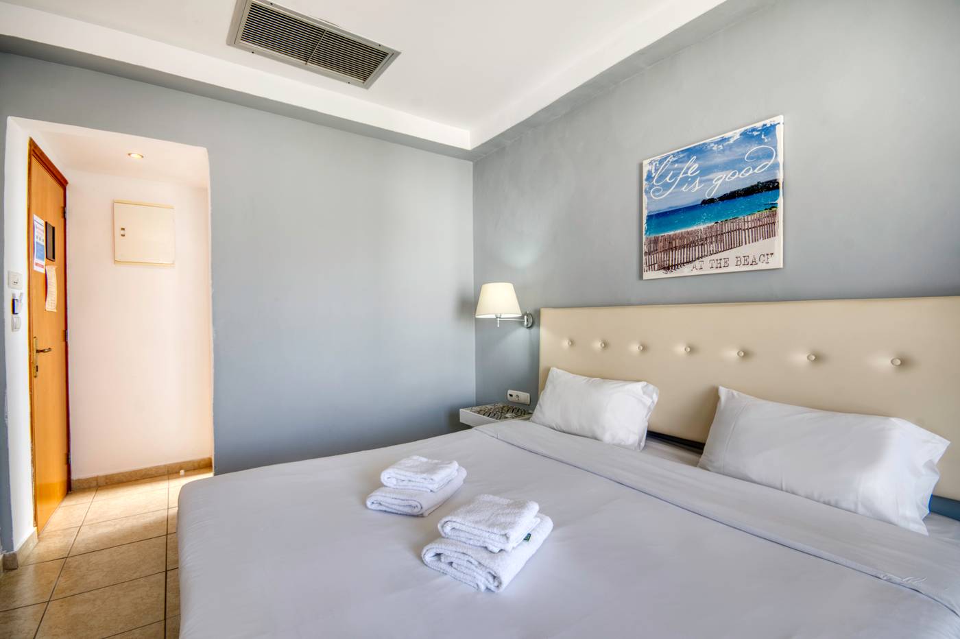 Astron-Hotel---Rhodes-Room-10