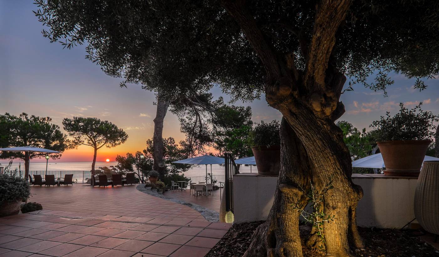 Park-Hotel-San-Jorge-Terrace-3