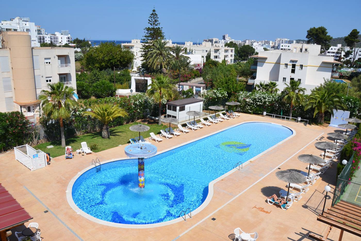 Hotel-Club-La-Sirena-Pool-4