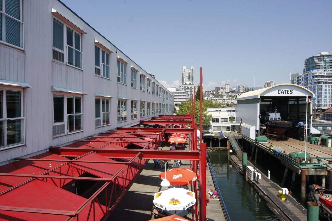 The-Lonsdale-Quay-General-view-3