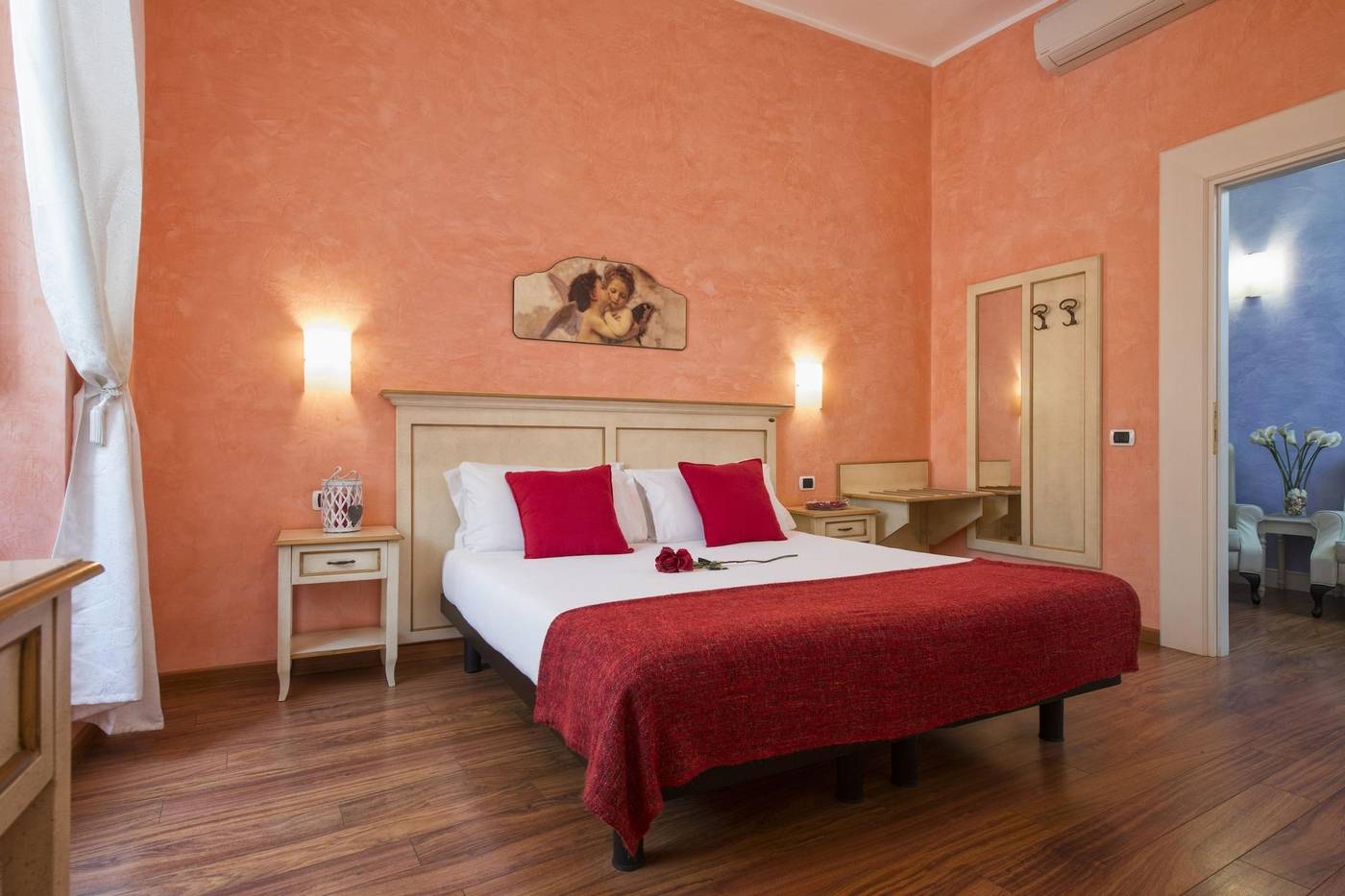 Navona-Tower-Relais-Room-14