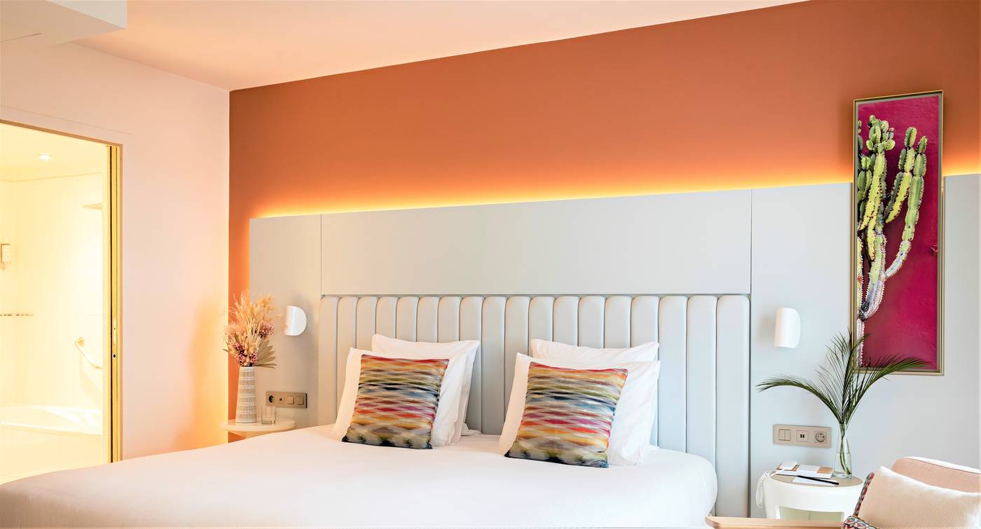 Hotel-Croisette-Beach-Cannes---Mgallery-Room-41