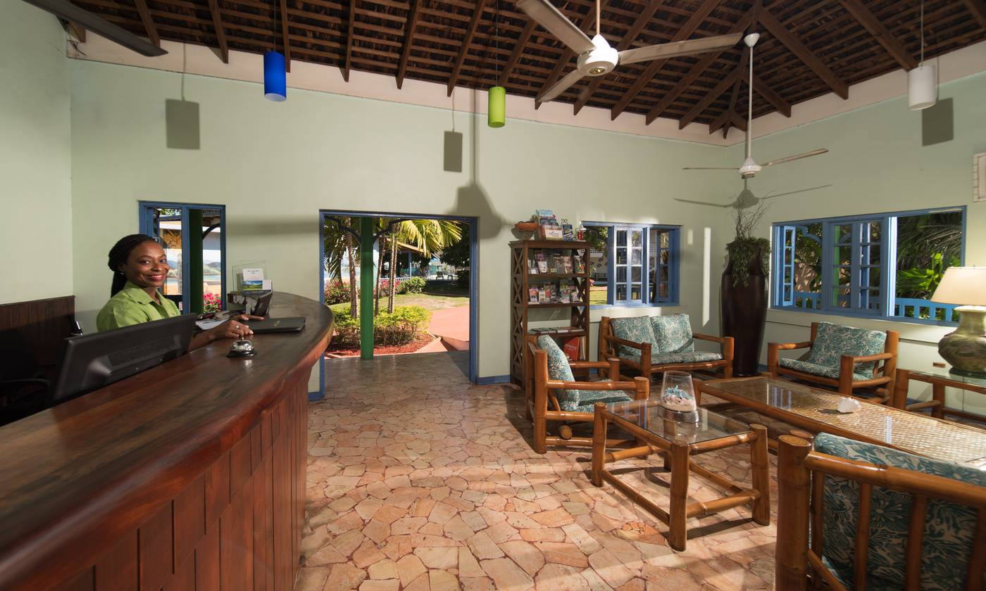 Toby-s-Resort-Lobby-31