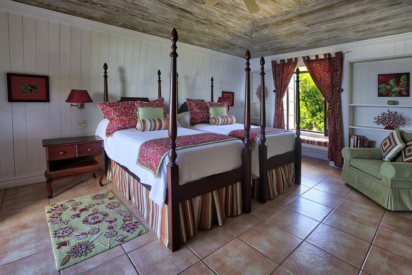 The-Villas-At-Stonehaven-Room-42