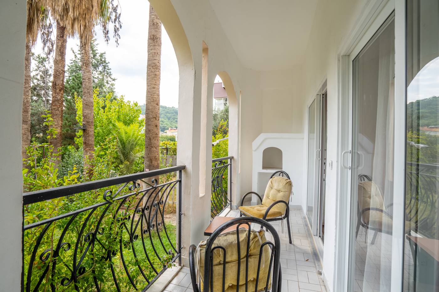 Grand-Villa-Sol-Apart-Room-6