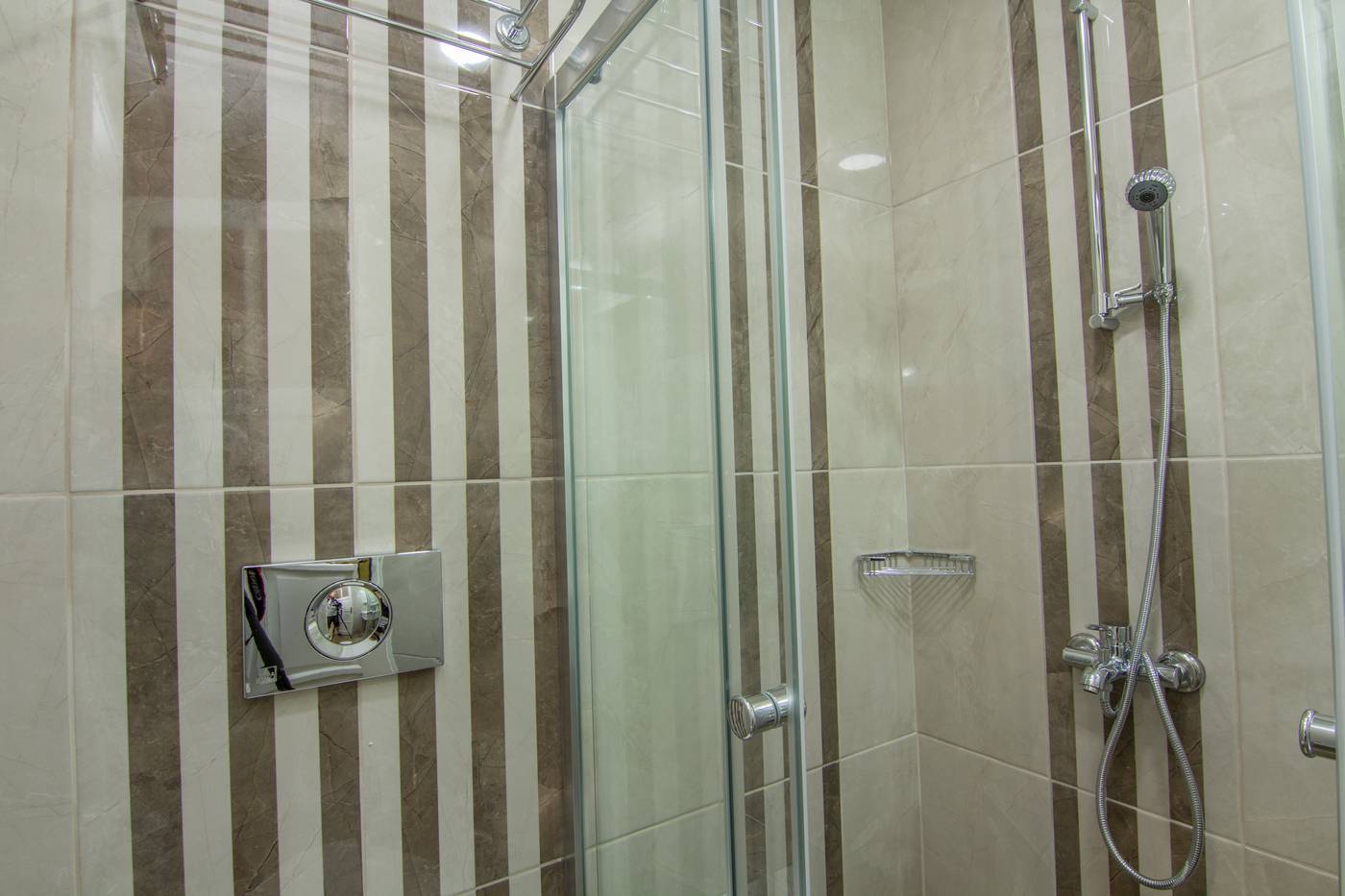 Hotel-Karbel-Sun-Room-56