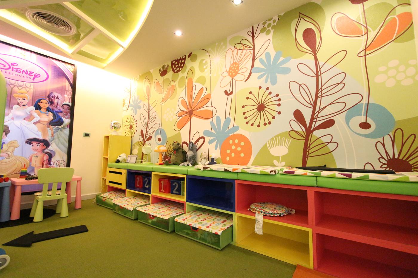 The-Beach-Boutique-House-Sports-and-Entertainment-50