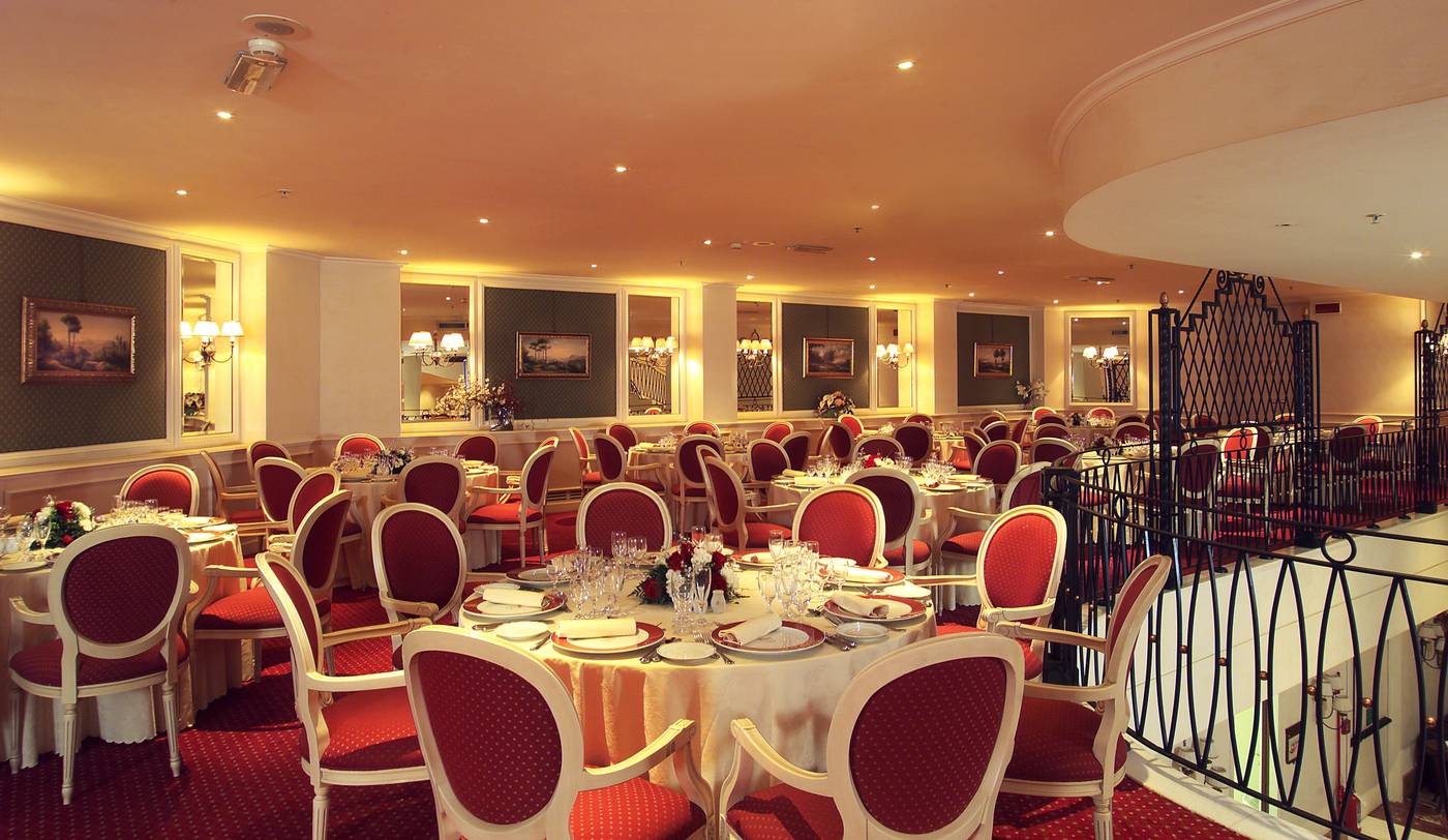 Grand-Hotel-Barone-Di-Sassj-Restaurant-15
