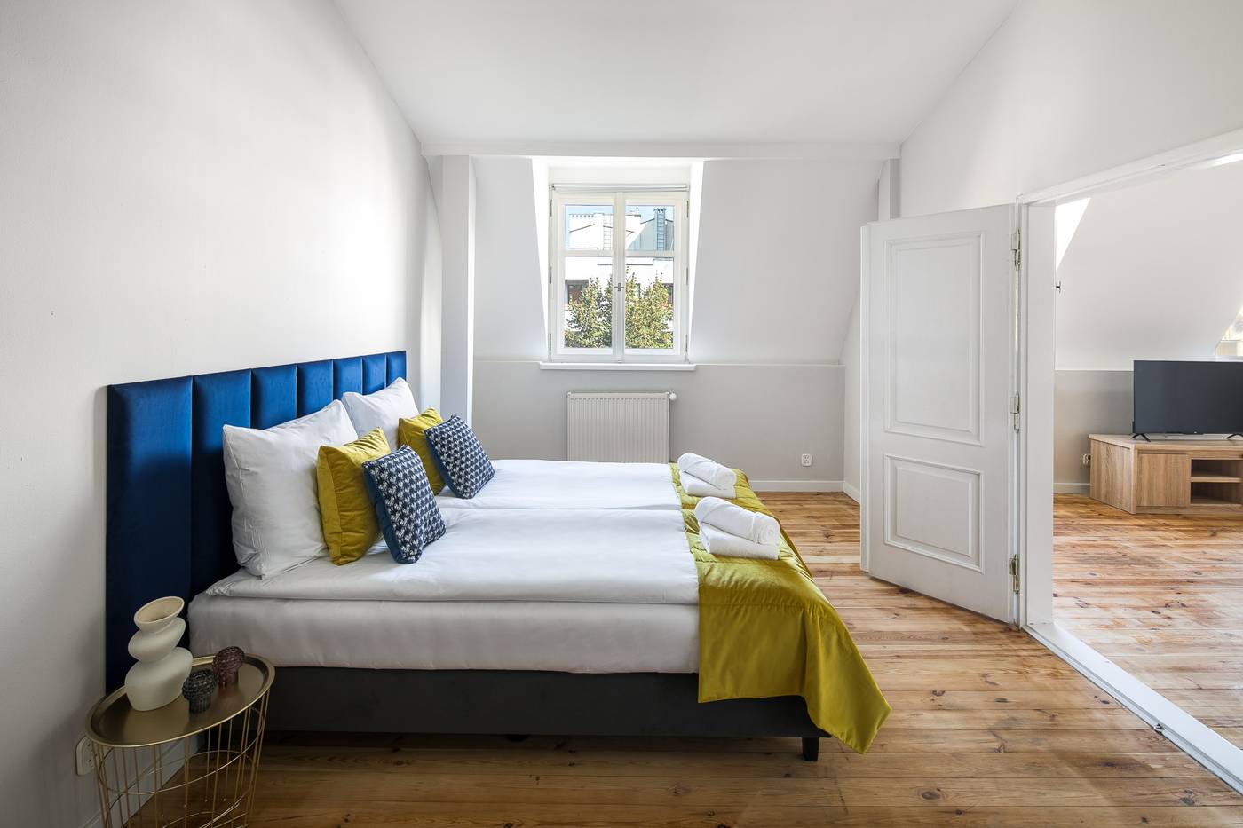 Green-Avenue-Apartments-Room-16