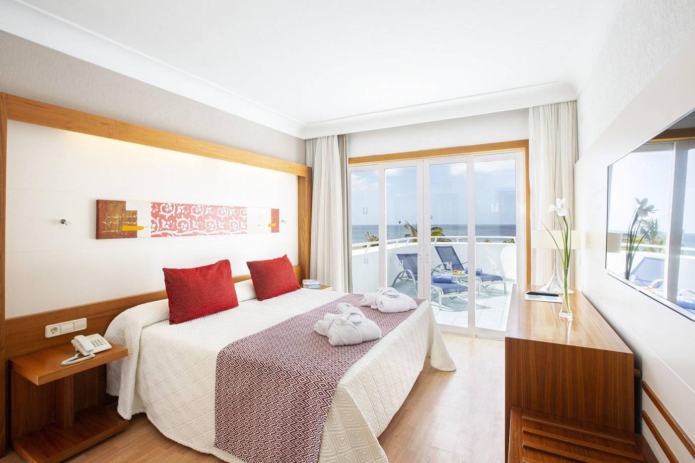 Hipotels-La-Geria-Room-39