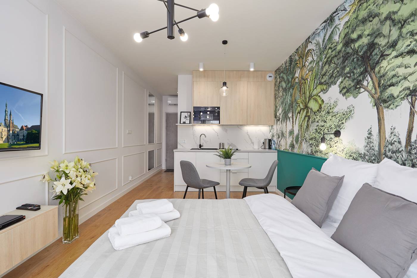 Rajska-3-By-Pi-Apartments-Room-3