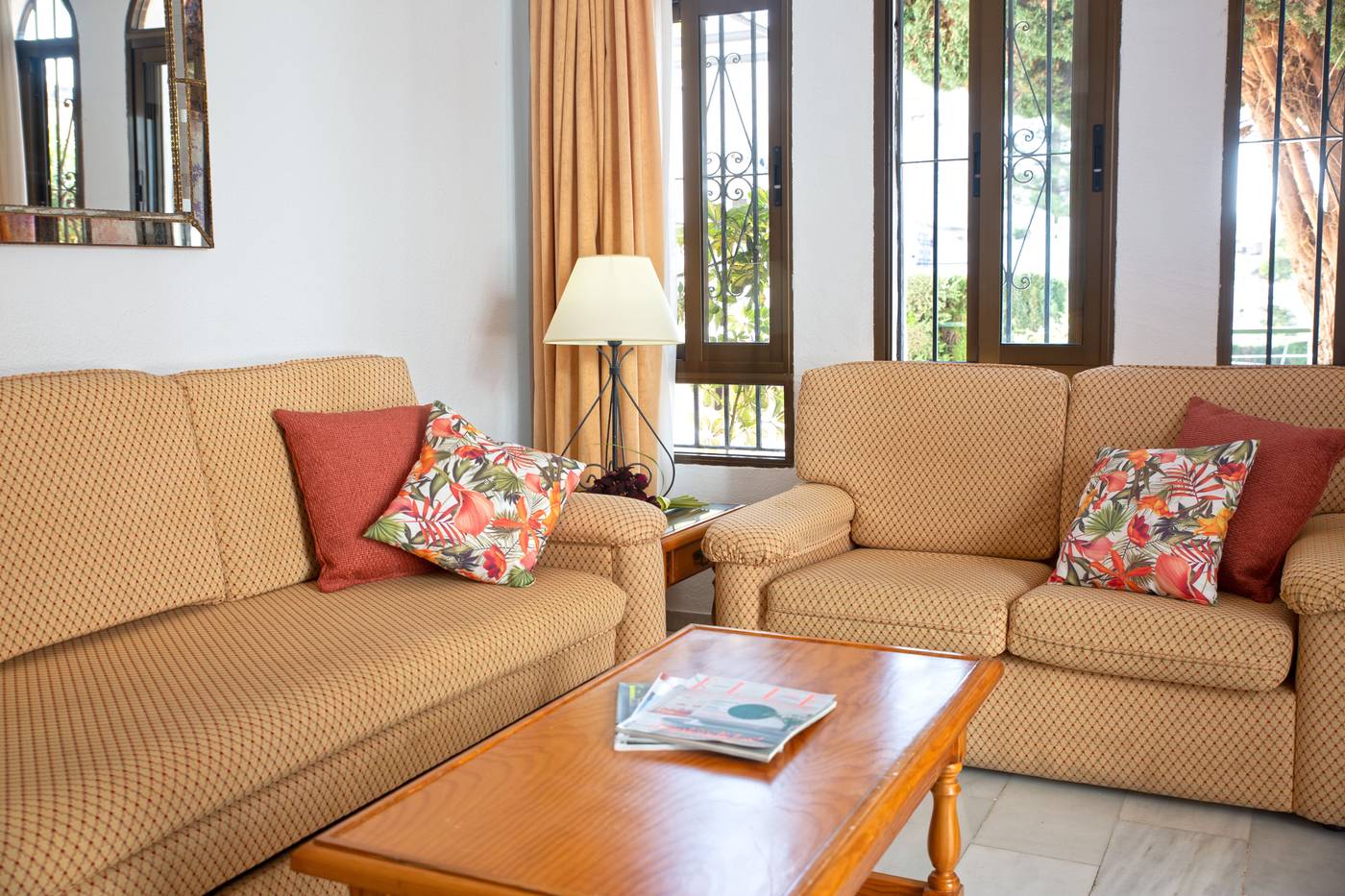 Pueblo-Evita-Club-Room-27