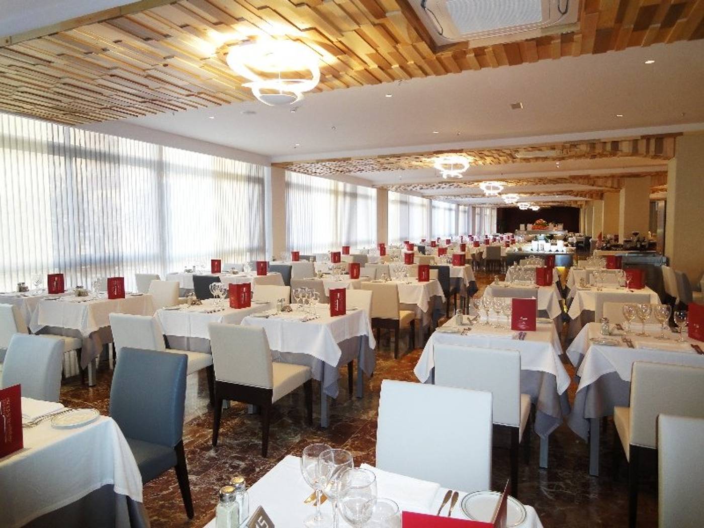 Angela-Restaurant-27